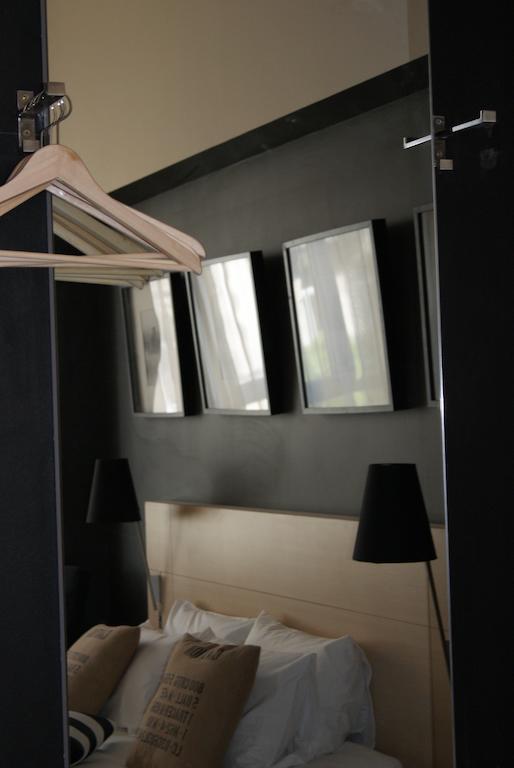 Hotel Aviation Saint-Gilles Habitación foto